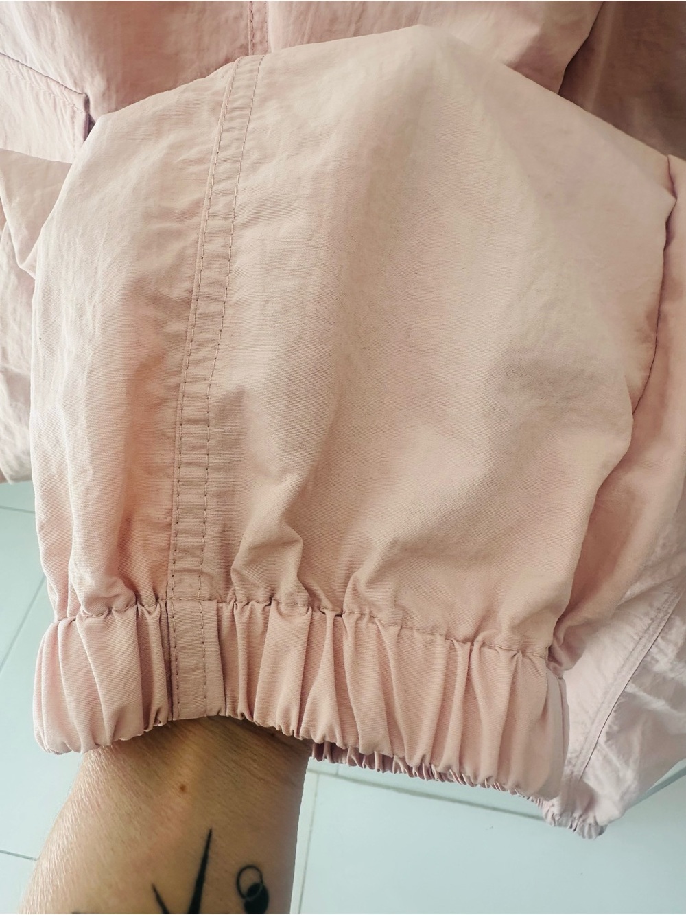 Bar III Dusty Blush Elastic Waist Cargo Jogger Pants - Picture 5 of 8
